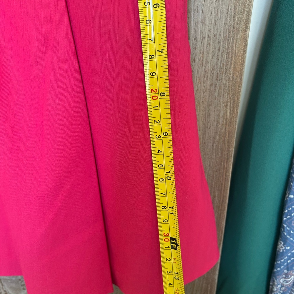 Nike Women's Bright Pink pickleball or tennis Skort - Picture 5 of 6